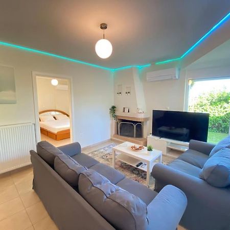 ארטמידה Cozy 2 Room Apartment With Garden Near Athens Air-Port מראה חיצוני תמונה